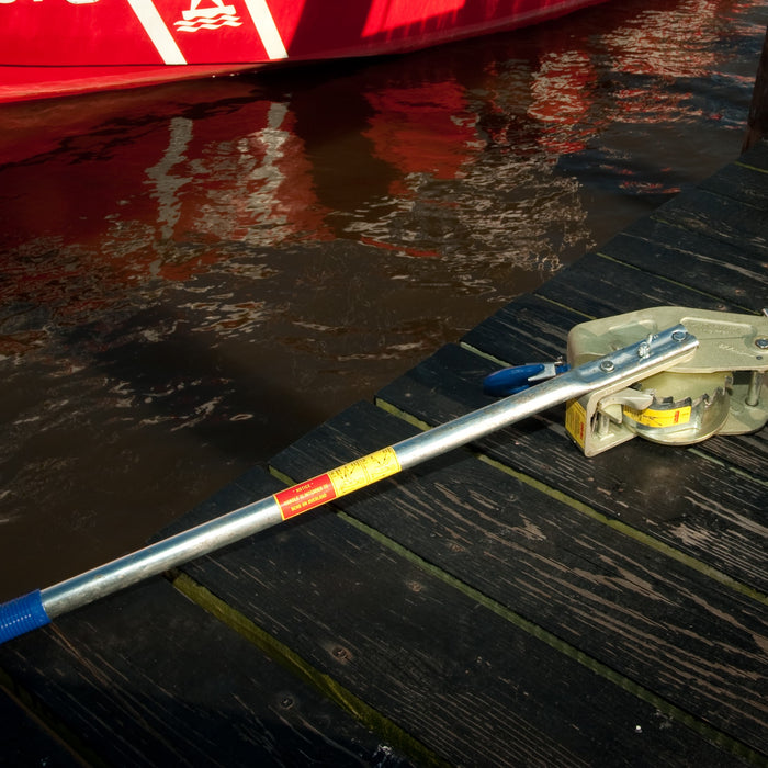 Dock Company Uses Lug-All Winch Hoists for Construction and Maintenance of Freshwater Floating Docks