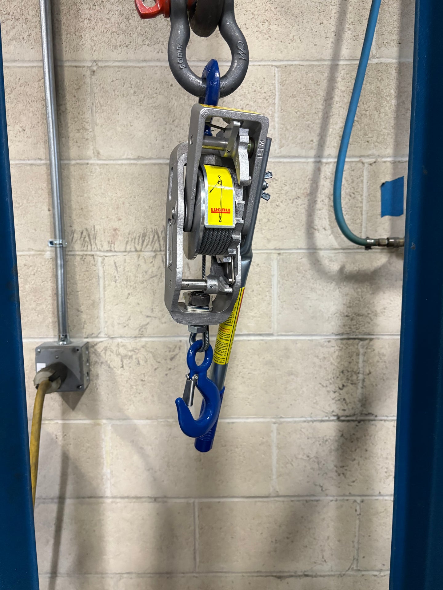 Refurb 1000-25 - 1/2 Ton Cable Hoist